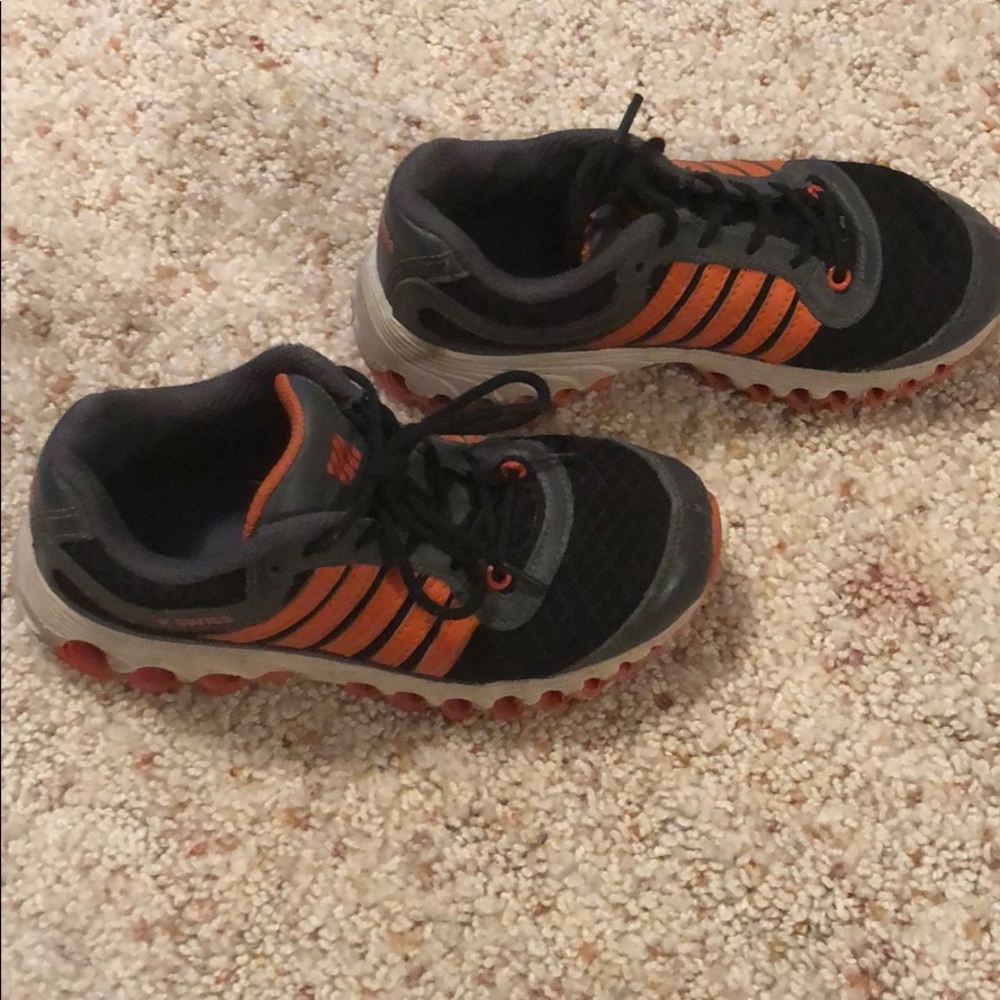 Boys 12 1/2 k swiss
